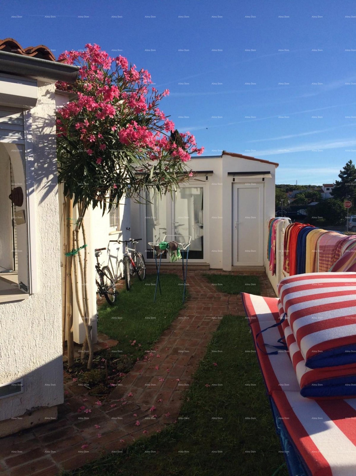 На продажу квартира на первом этаже – Барбарига, 80 м², 500 м от моря! 8