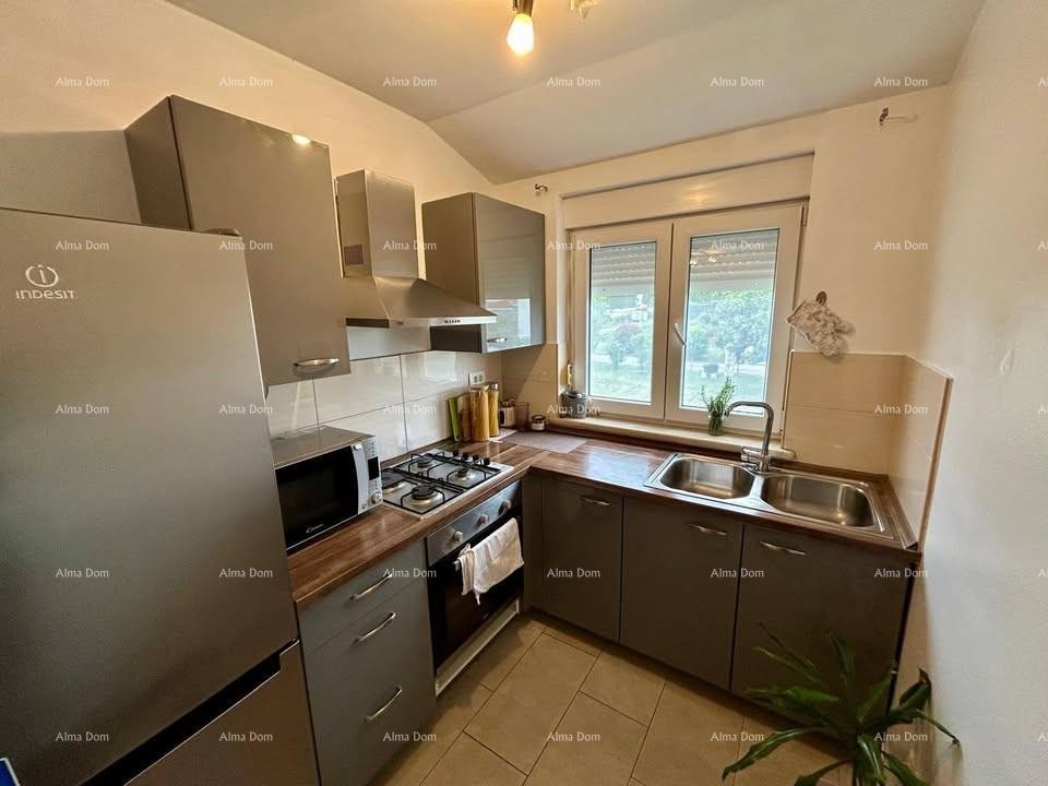 Prodaja stanovanja – 65 m², Novigrad 9