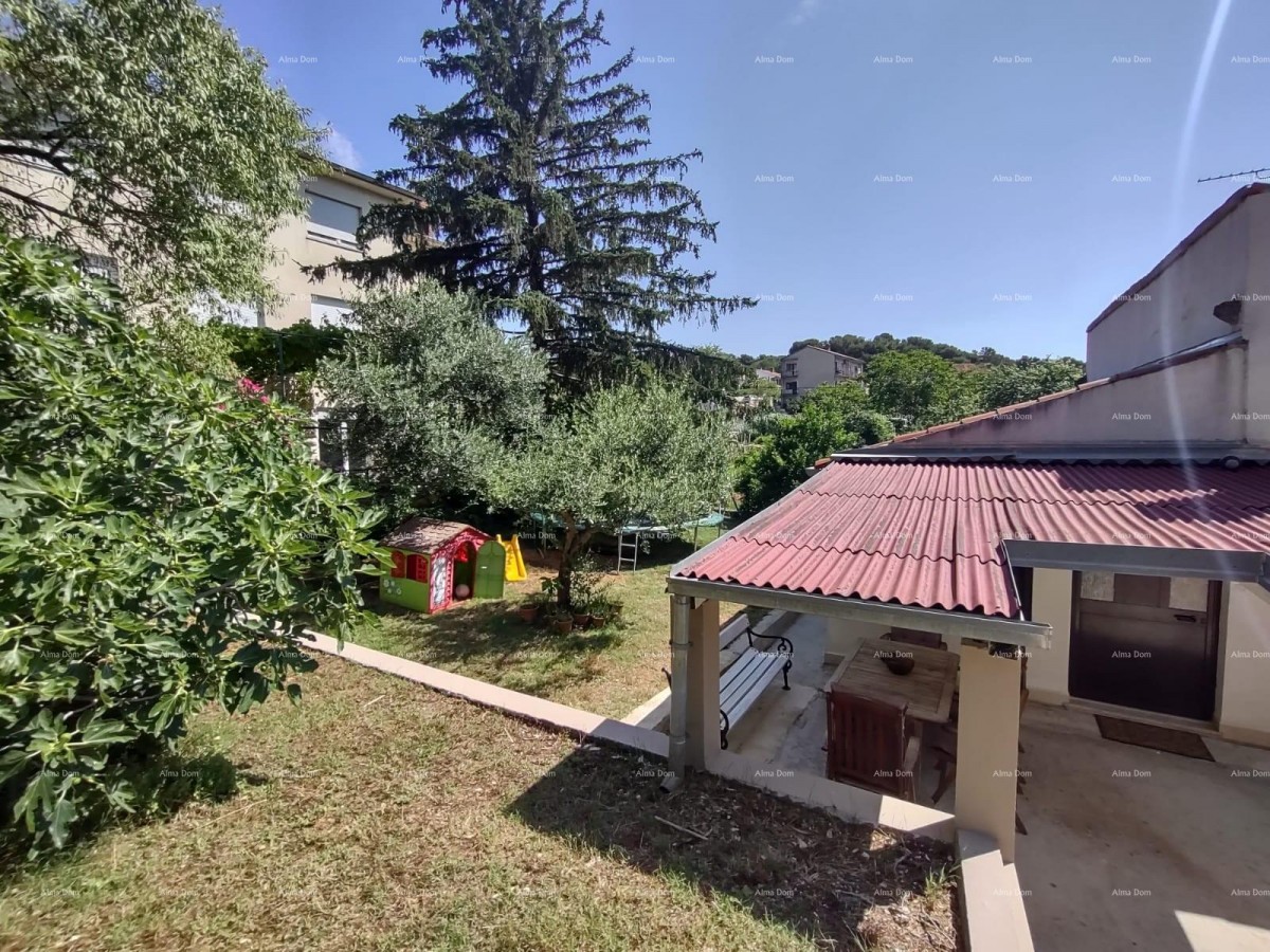 PULA - house in a great location (2 separate spaces) 1