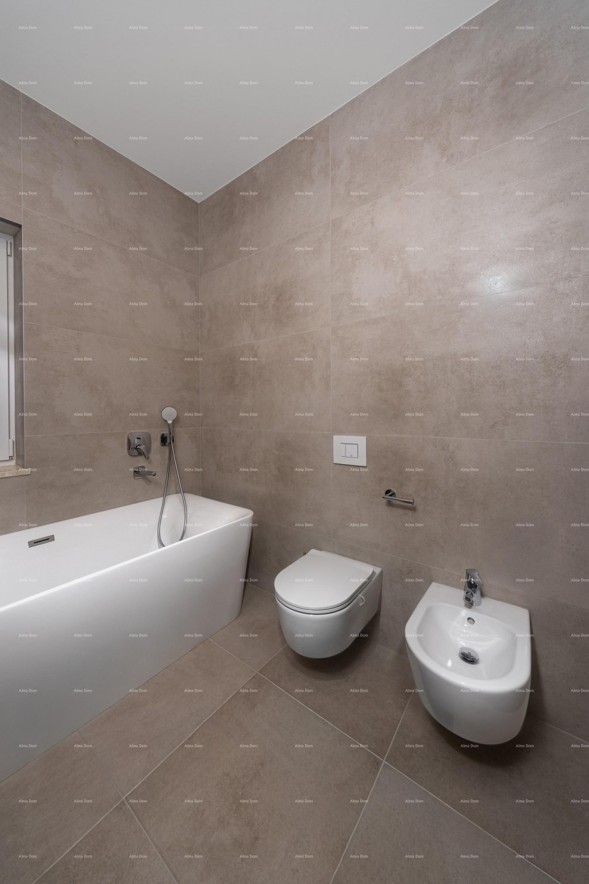 Продажа - новостроенная, современная и эксклюзивная вилла с бассейном, Волме, Пула! 33