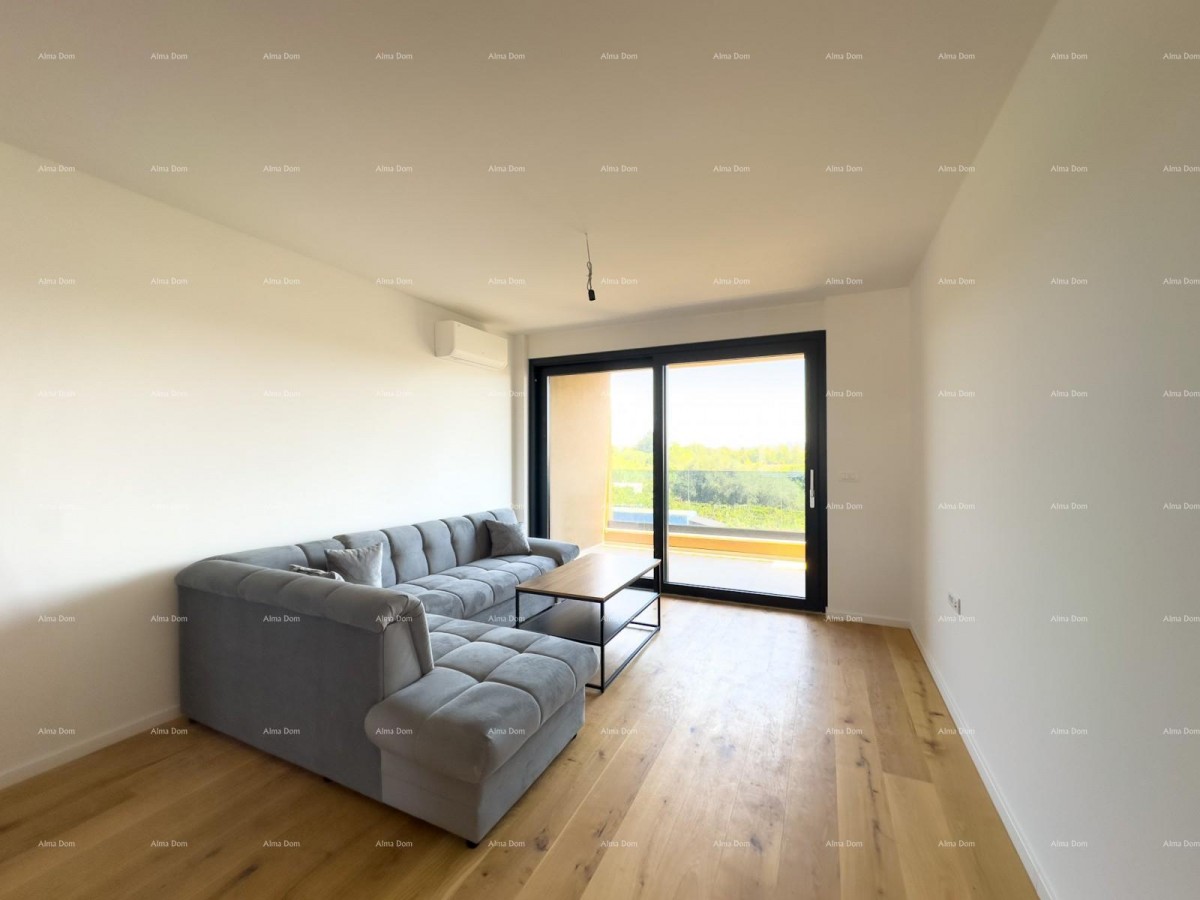 Просторная квартира в Пуле с тремя спальнями и современными удобствами рядом с центром города 7