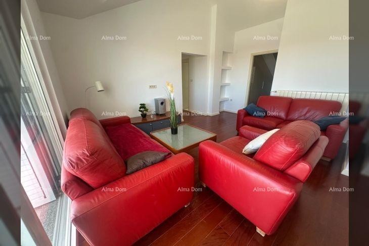 Poreč – Spacious penthouse with a large terrace and sea view 4