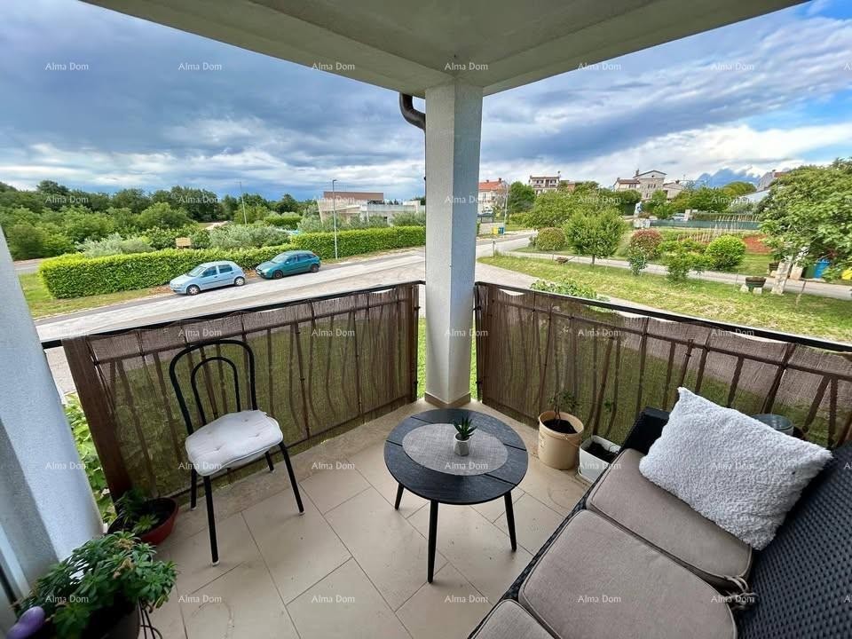 Prodaja stanovanja – 65 m², Novigrad 2