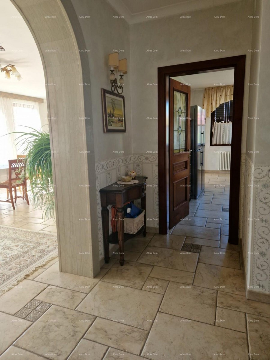 UMAG - Spacious house with a large garden, first row to the sea 11