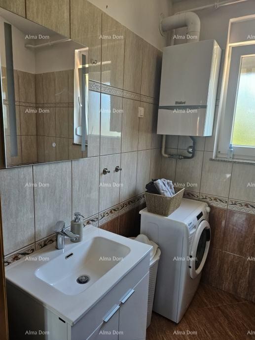 VALBANDON – Popolnoma opremljen trisobni stan z balkonom, 1,2 km od morja 10