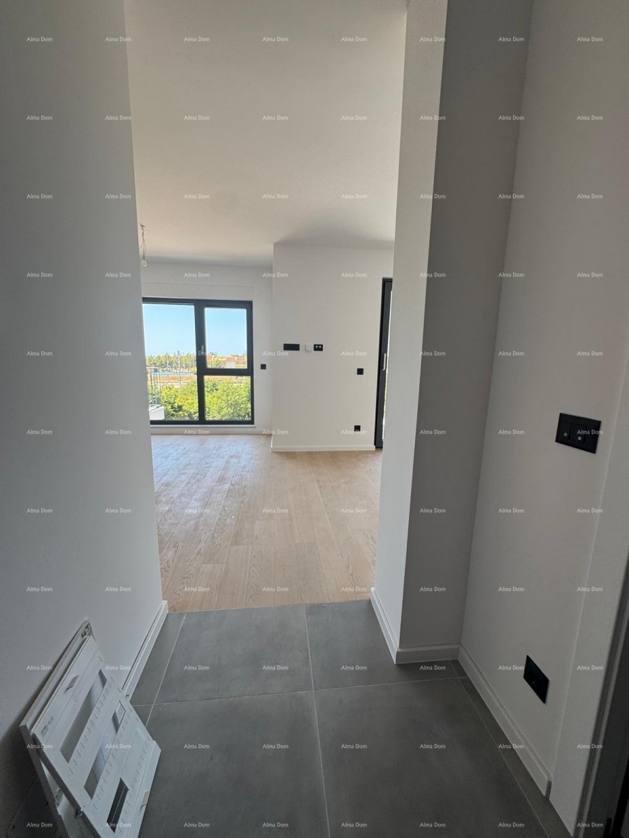 UMAG – New Construction! Apartment in a Modern Residential Complex, 1-09 16