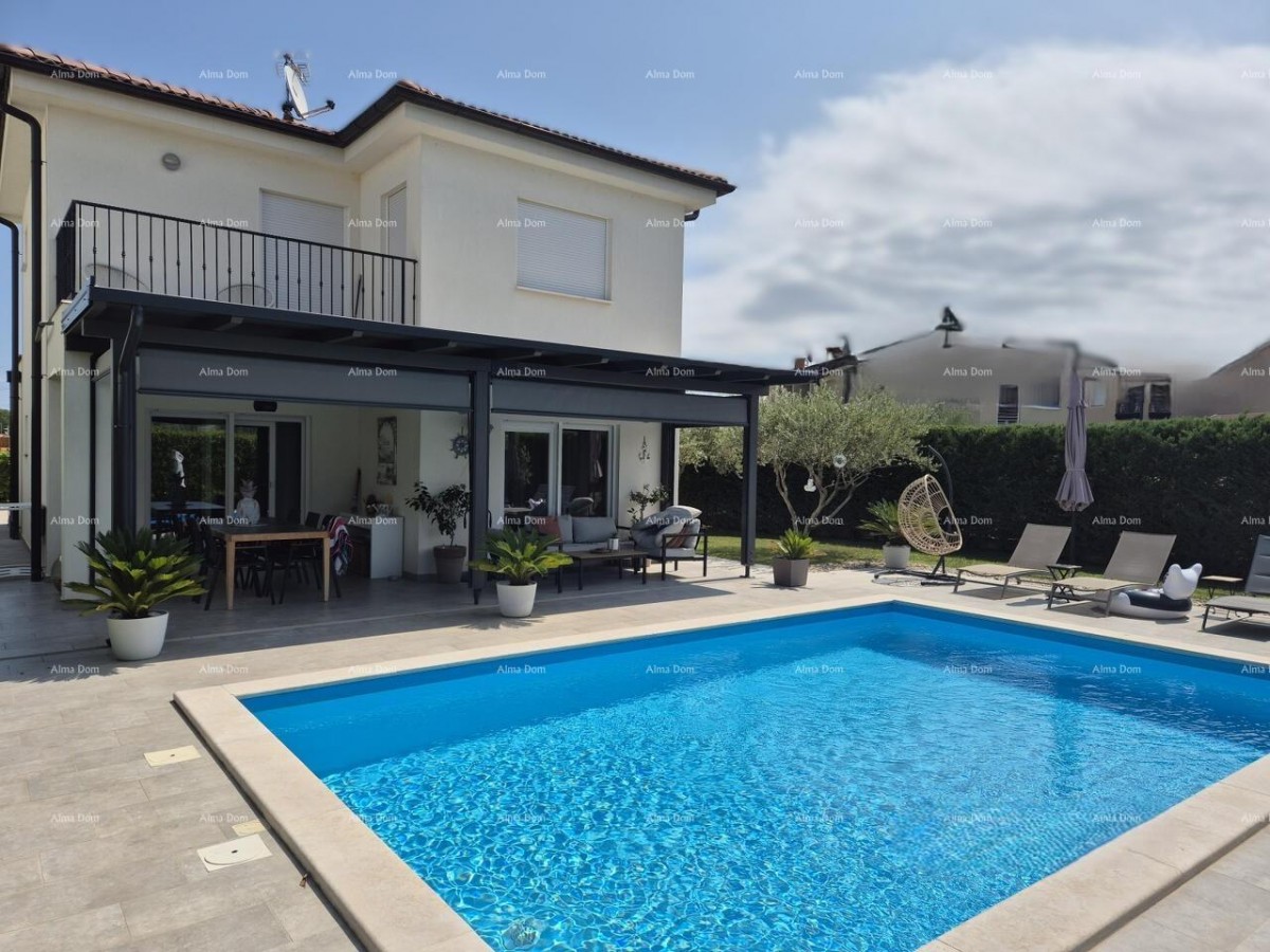 Poreč okolica – Vila s bazenom 1