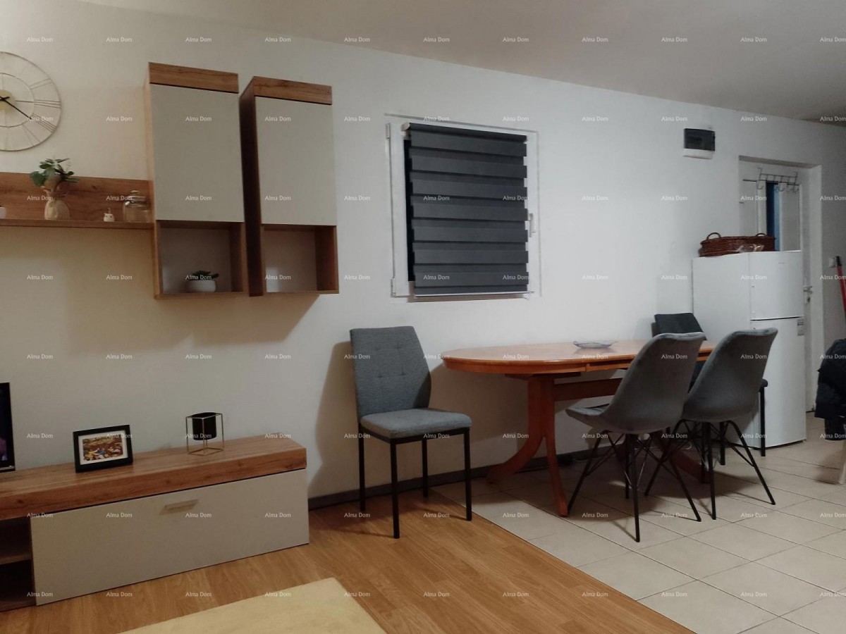 For sale: beautifully decorated apartment, Kavran 1