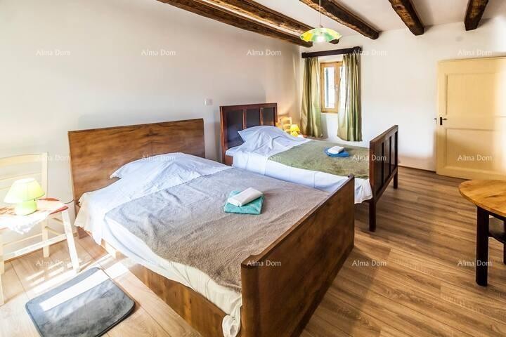 Vendita - Bellissima casa ristrutturata in Istria, nel centro di Marčana! 6