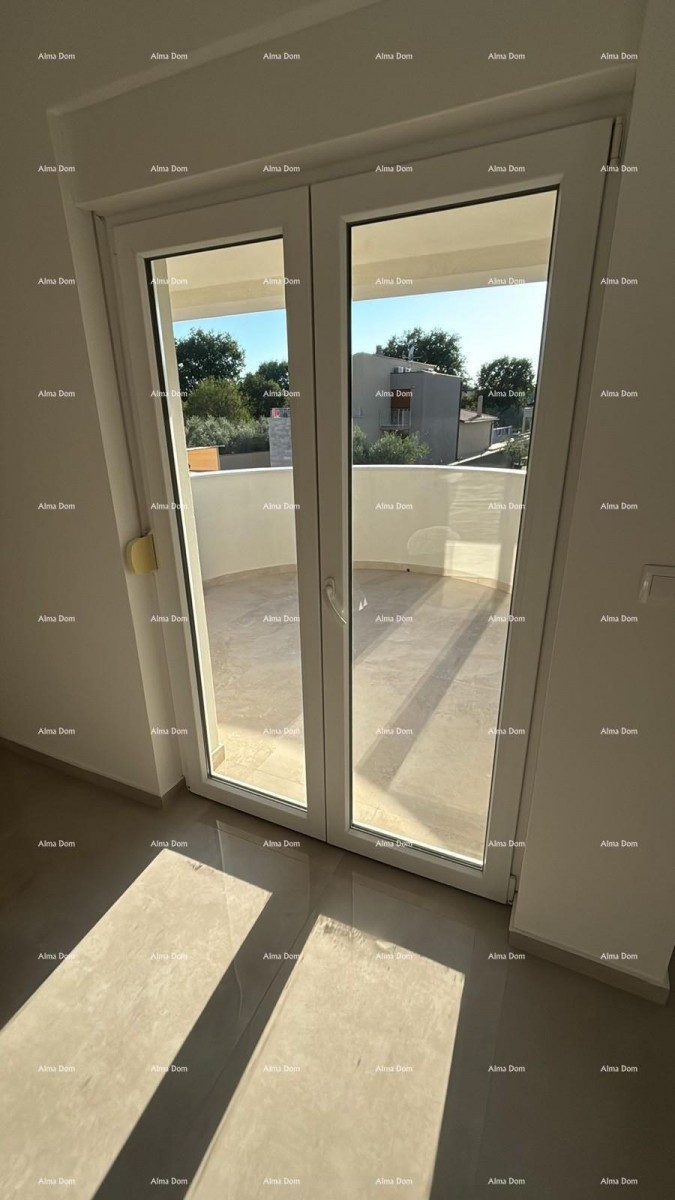 ŠIŠAN, house with two residential units, 195 m2 11