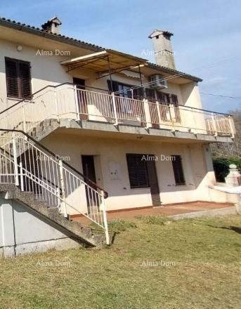 ISTRA, MARČANA - Kuća s prostranom okućnicom. 2