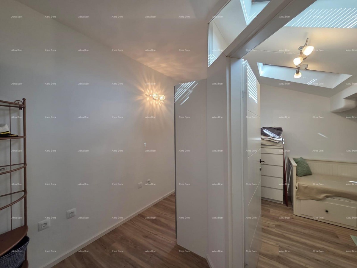 Medulin. Two-bedroom apartment with a view right by the sea 31