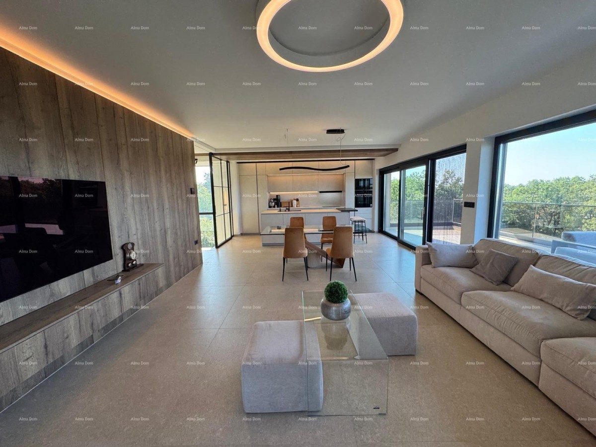 Istra – Medulin, impresivna vila uz šumu s pogledom na more 18