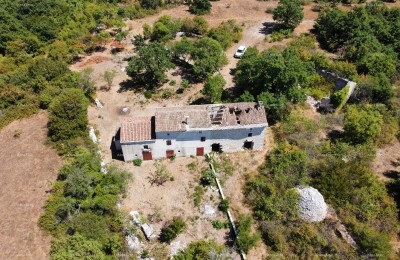 Усадьба возле Водняна! Большой участок 7154 м2!!