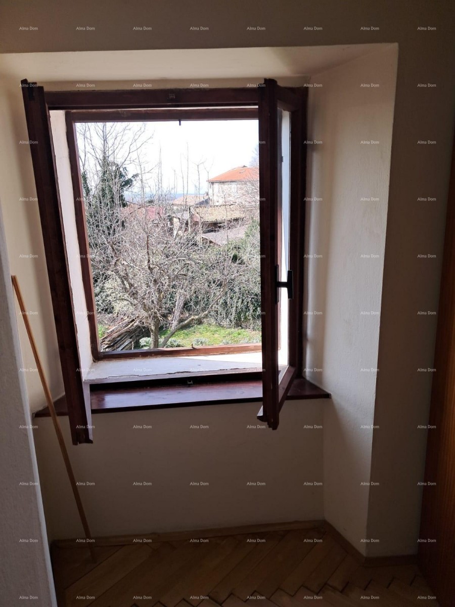 Buje! Casa su tre piani in centro 14