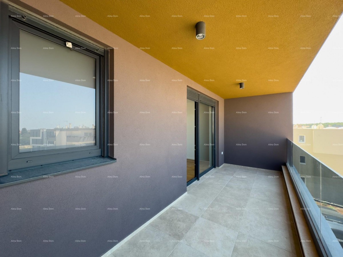 Просторная квартира в Пуле с тремя спальнями и современными удобствами рядом с центром города 20