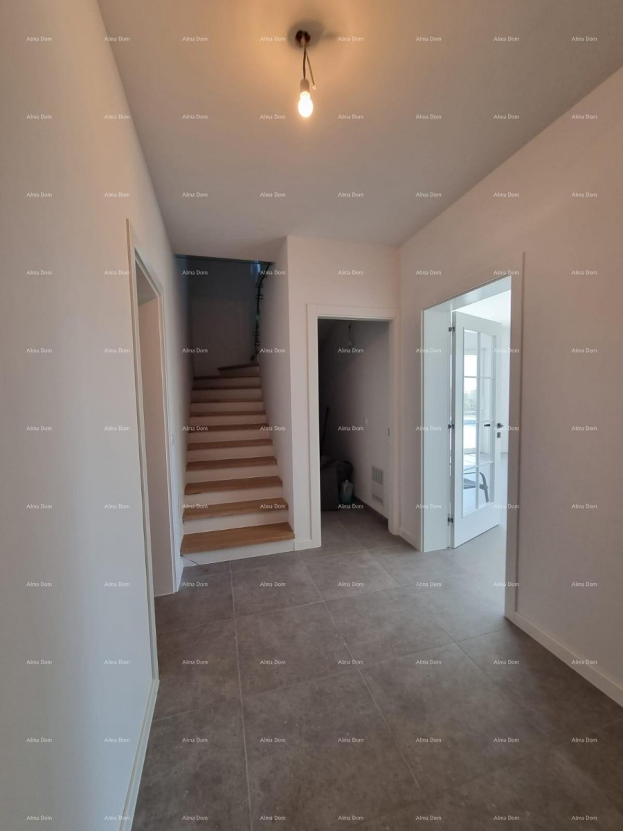 Sale of a luxurious duplex apartment with a pool, Tar! S2 15