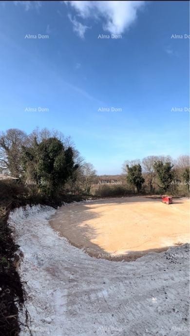 Saint Lovreč, Building Land 517 m² with Open View 2