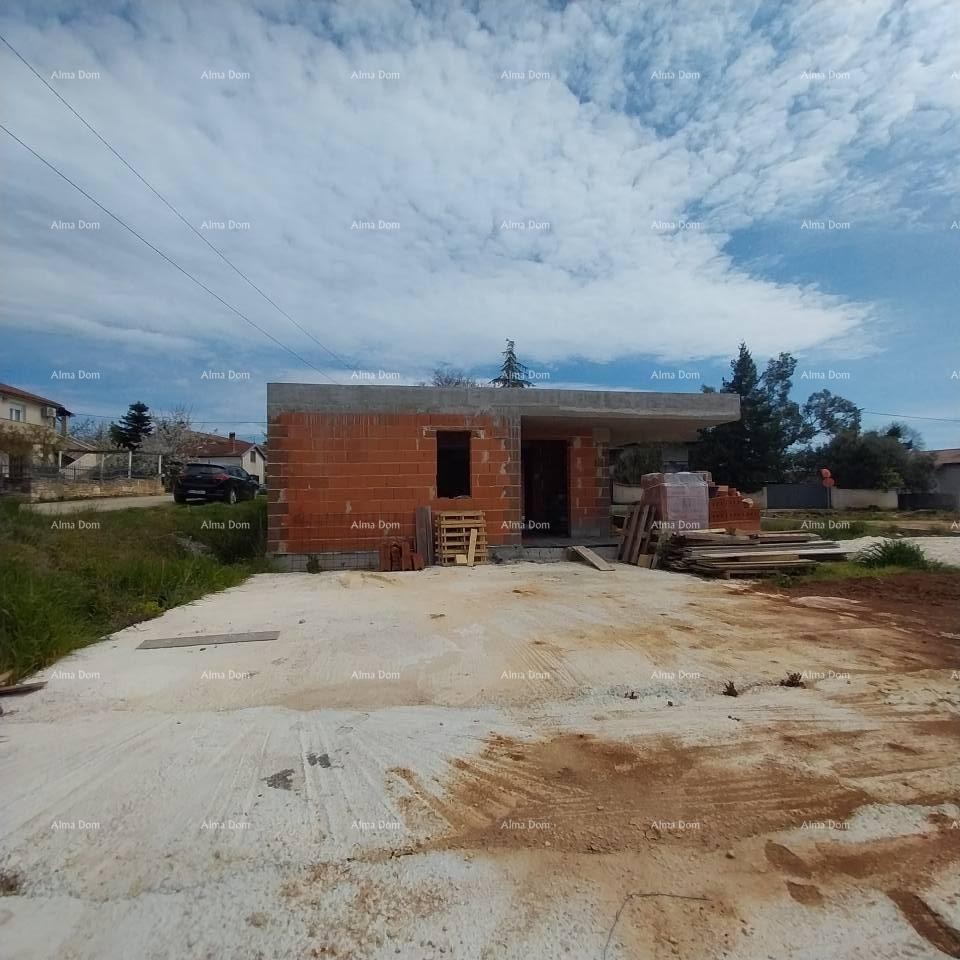 Na prodaju hiša v gradnji – Muntić. 4