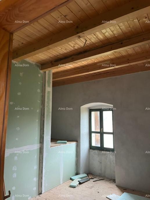 Prodaje se obiteljska kuća u mirnom dijelu okolice Labina 5