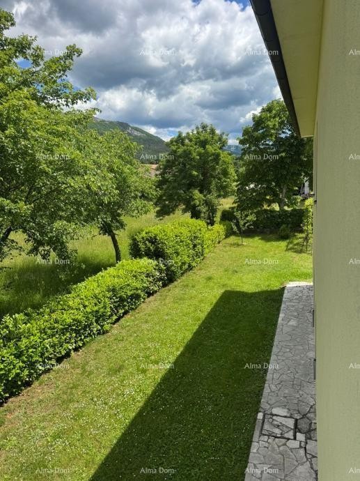 BUZET, AMPIA VILLA INDIPENDENTE CON GRANDE GIARDINO E VISTA MARE 3