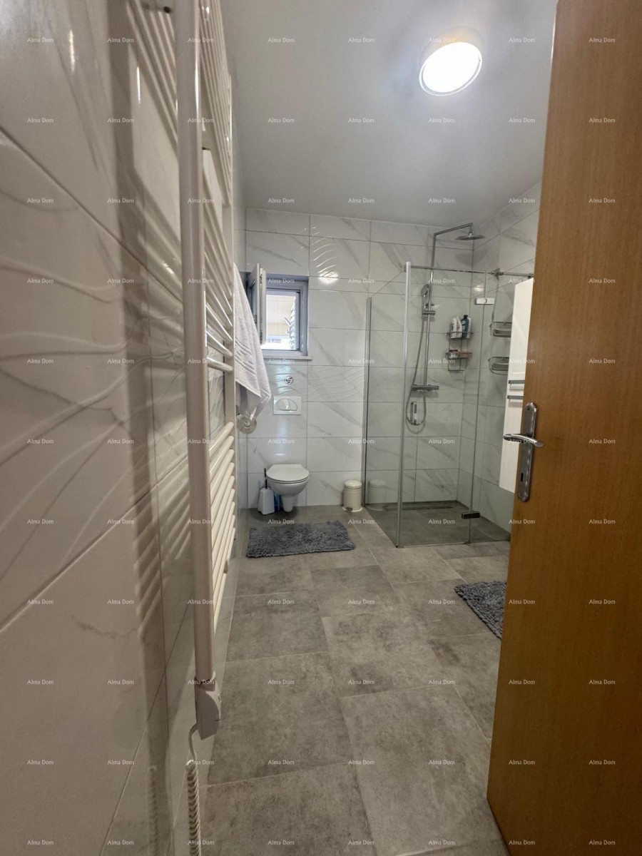 Sale - Modern duplex house with two separate residential units, Medulin! 43