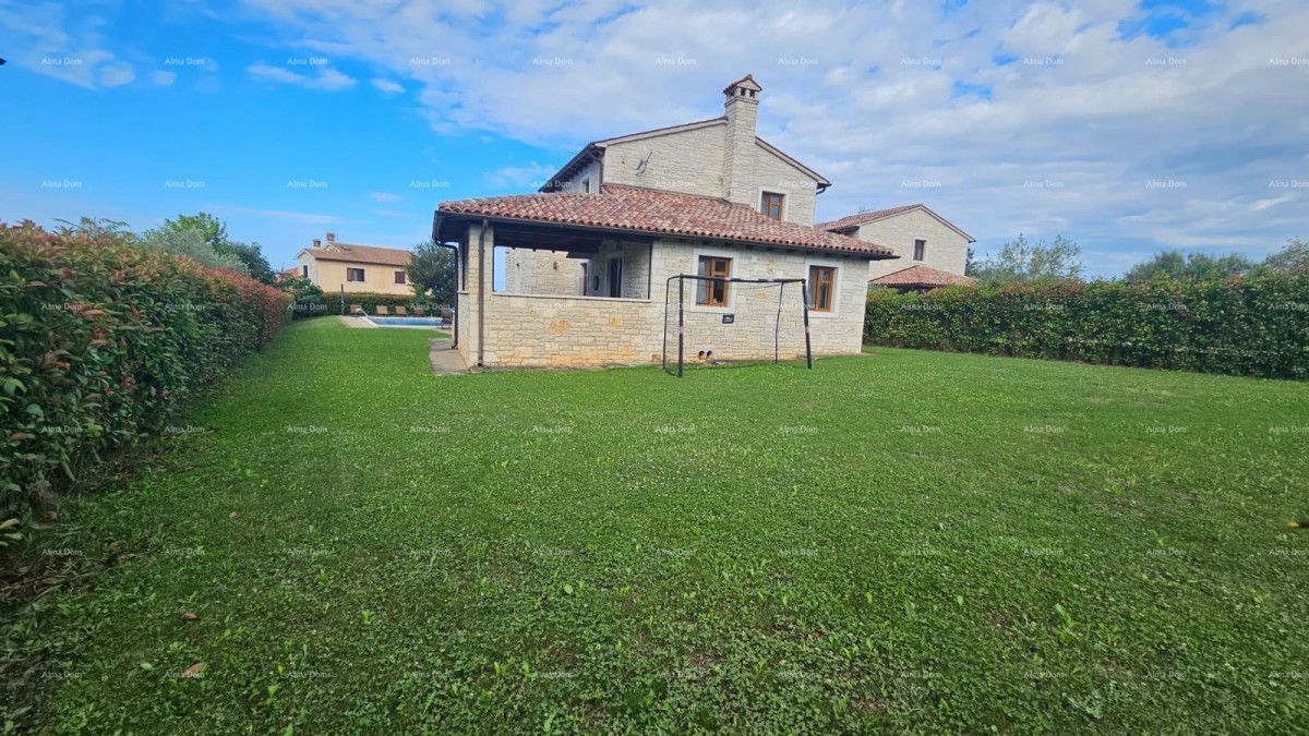 Prostrana casa con piscina a Sveti Lovreč - la casa perfetta per la famiglia 10