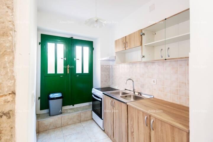 Продажа красиво оформленного, отремонтированного истарского дома с колодцем в Марчане! 5