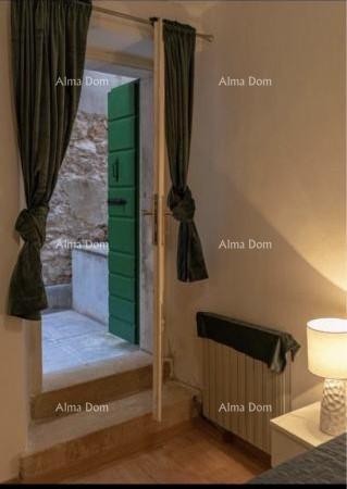 In vendita bilocale nel centro di Rovigno 8