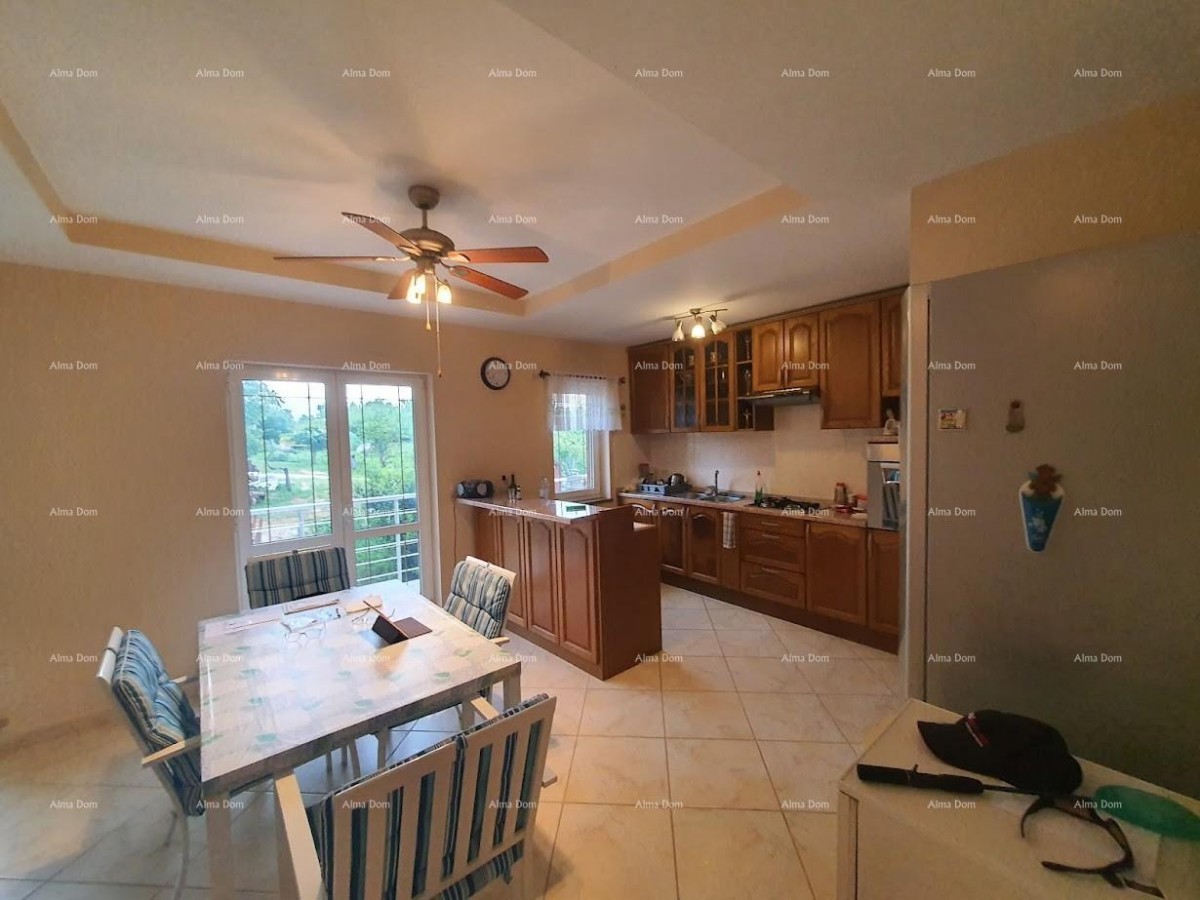 Семейный дом с гаражом, погребом и возможностью покупки дополнительного участка земли – 30 минут от Пулы 9