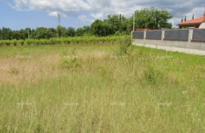 Sale of construction land in a beautiful location, in a small town, near Vodnjan.