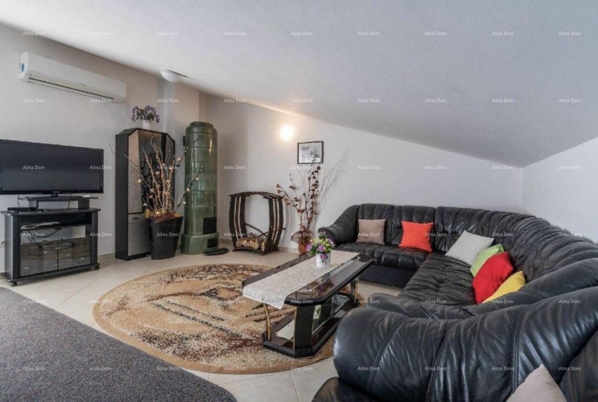 Продается красивая вилла с бассейном в Водняне. 10