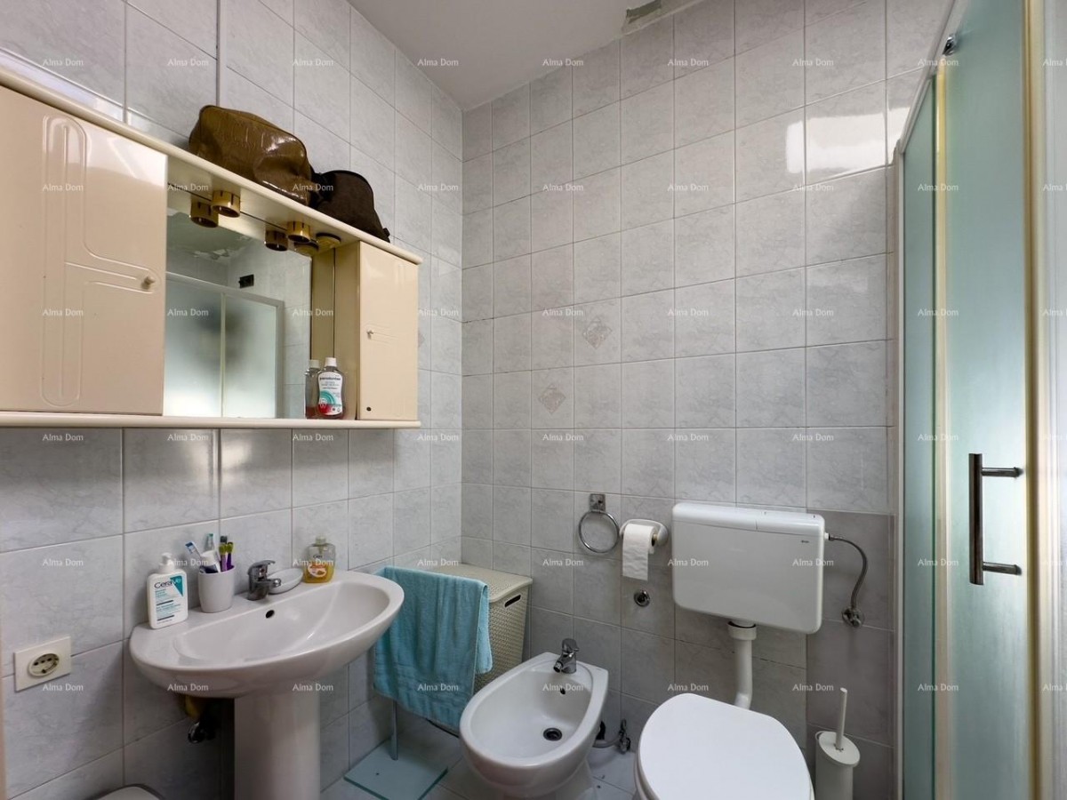 Продаем дом с офисными помещениями в центре Медулина! 15