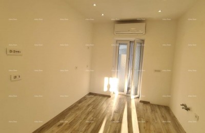 Pula – renovated two-bedroom apartment in the center, 72.83 m²