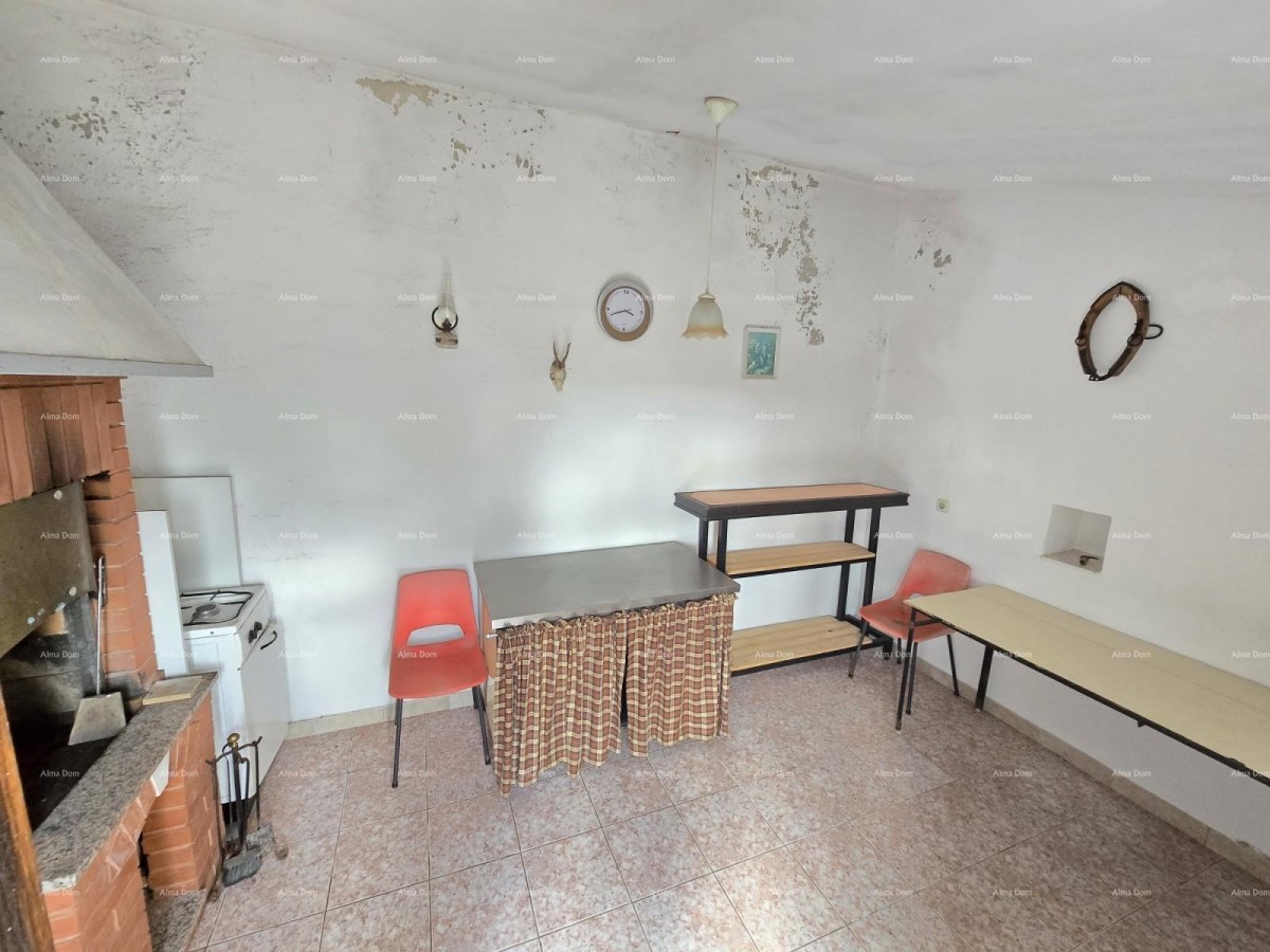 Authentic Istrian Property Near Žminj – House with Great Potential! 35