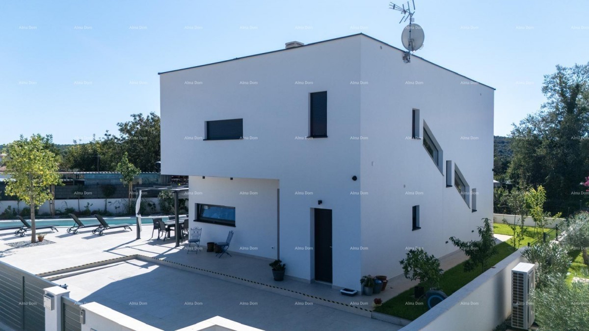 Prodaja - novo zgrajena, moderna in ekskluzivna vila s bazenom, Volme, Pula! 3