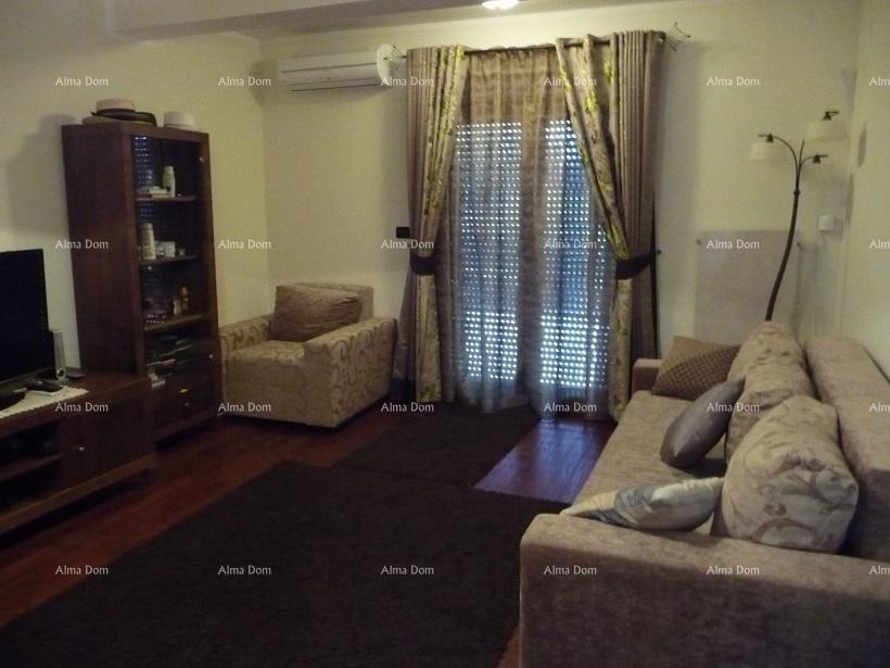 Продается большой и красивый дом в Умаге 6