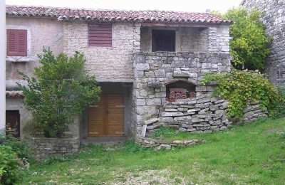Pazin – antica casa in pietra nel cuore dell'Istria, 79 m²
