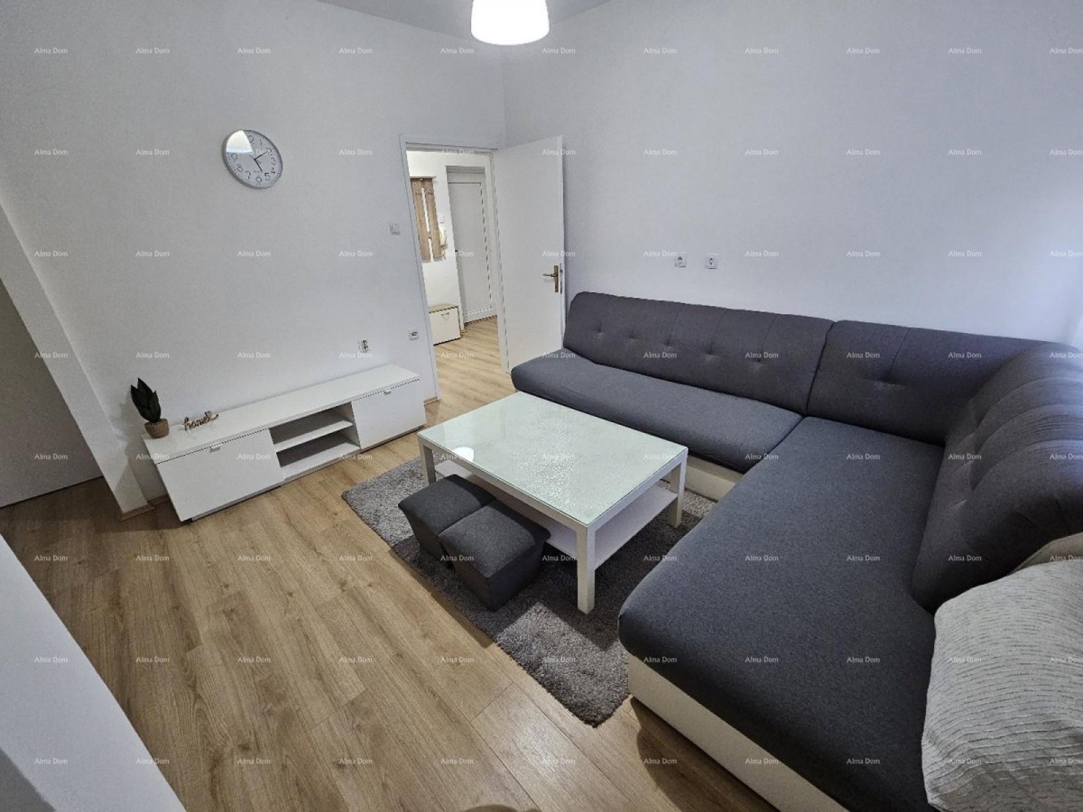 PULA, JEDNOSOBAN STAN – 50 m² 2