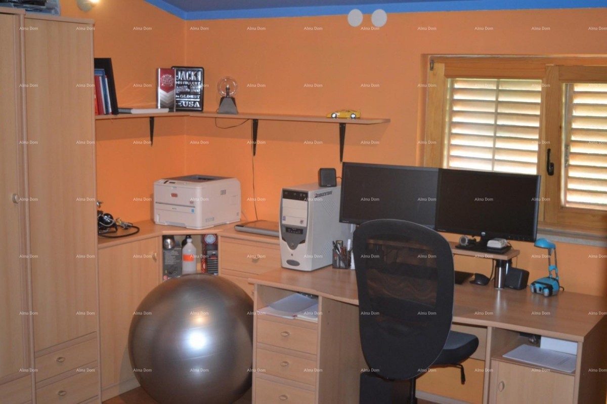 Рядом с Марчаной, дом на большом участке 26000 м2. 22