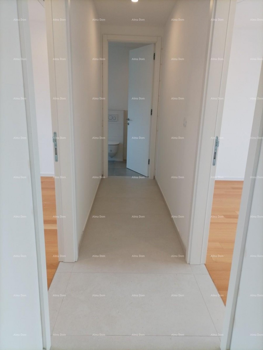 Moderna villa per le vacanze in un complesso chiuso con ville sulla costa del mare. 24