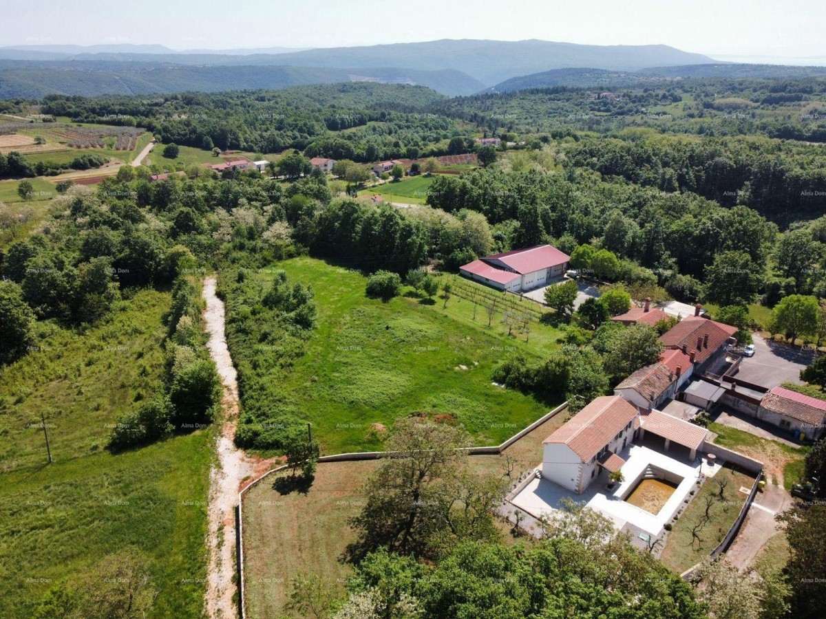 BARBAN - Building land with project (duplex), 15 minutes from the sea 12