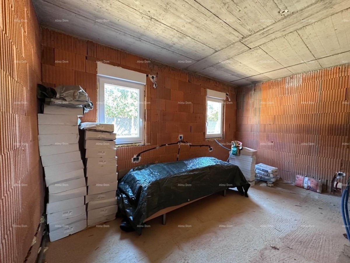 Umag.Продается сдвоенный дом на стадии черновой отделки 7