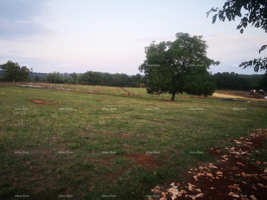 SVETI MARTIN, TERRENO EDILIZIO DI 1.031 m² CON PERMESSO EDILIZIO 7