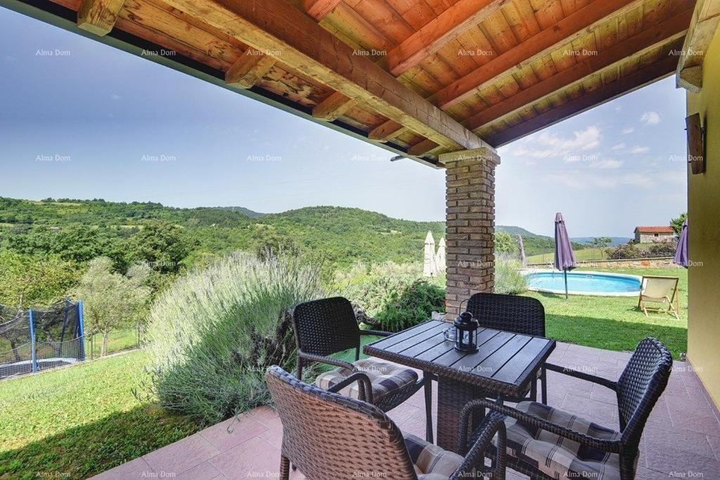 Prodaje se prekrasna vila sa bazenom u blizini Pazina 7