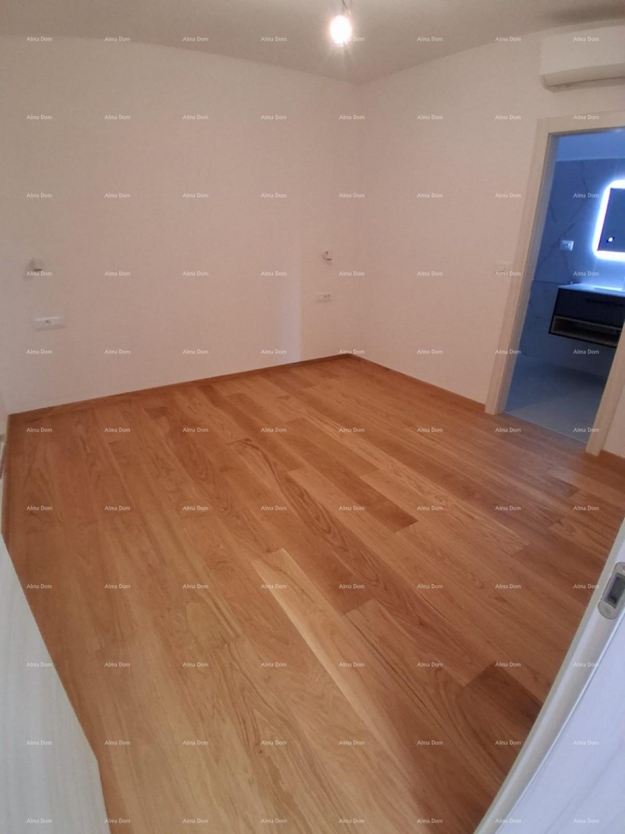 Продажа - роскошный дом на большом участке с бассейном, спа-салоном и тренажерным залом, Пореч! 39