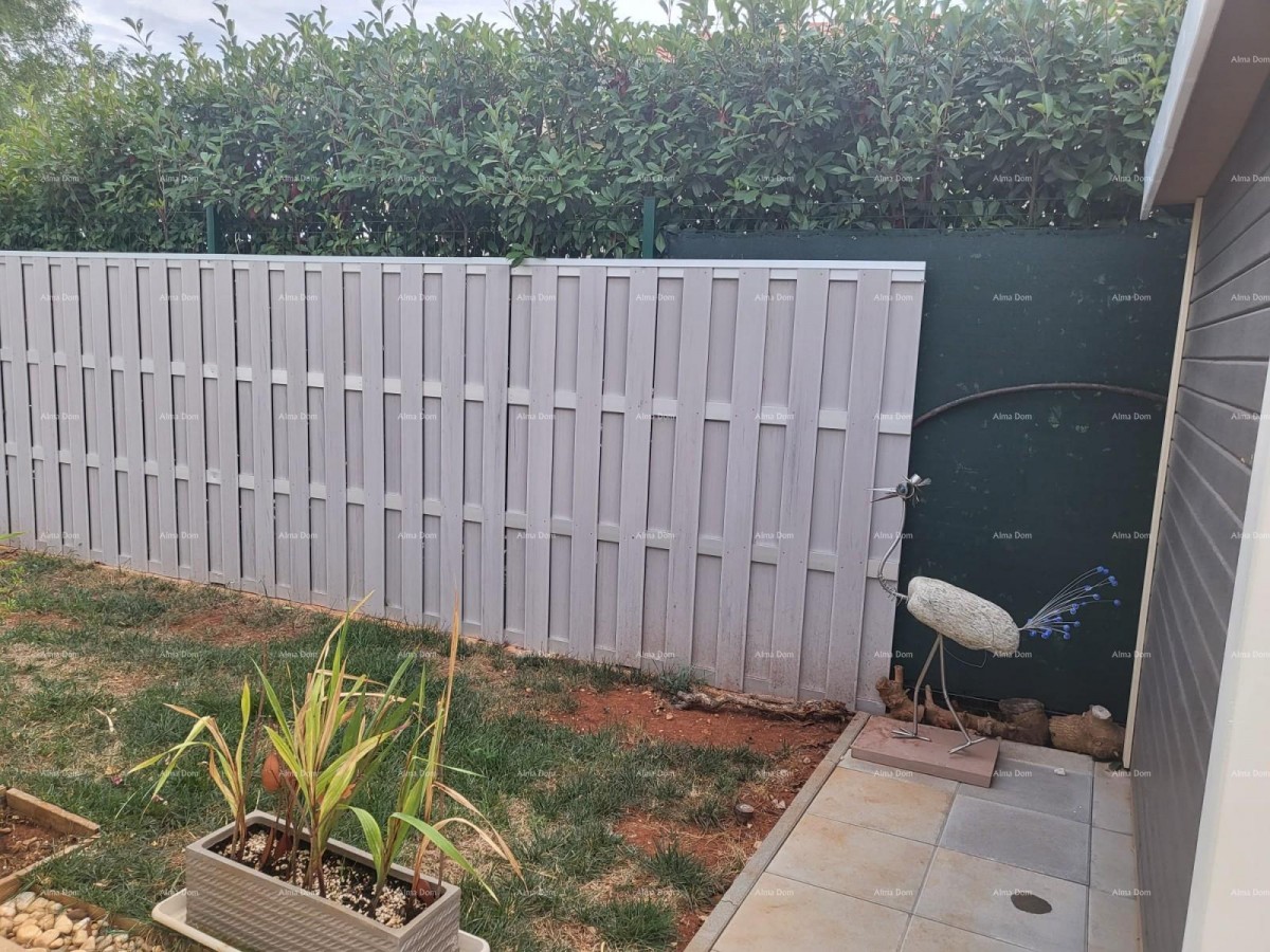 Novigrad, one-story house with swimming pool 16