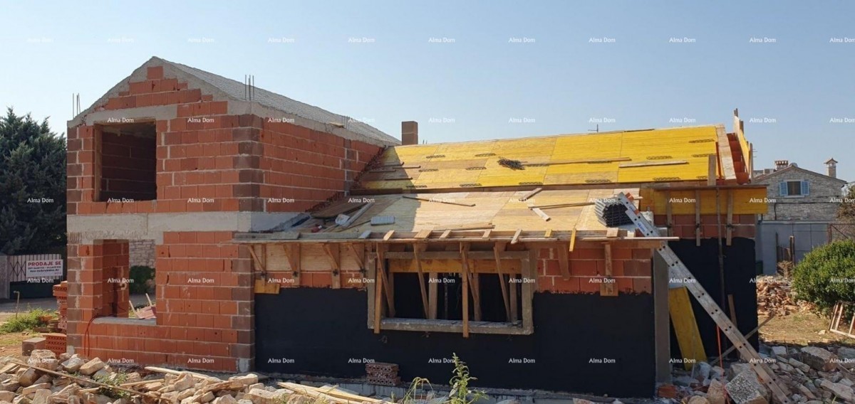 Vodnjan. Hiša v gradnji z bazenom in Svetvinčenat, zemljišče z gradbenim dovoljenjem! 6