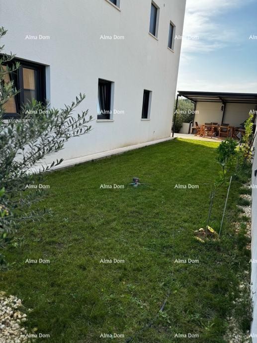 Appartamento modernamente arredato con piscina privata, giardino e posto auto, Pula! 18