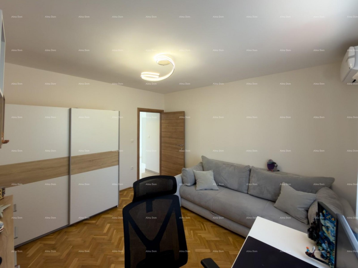 Ližnjan, renovated and fully furnished house with a garage and a cellar 18